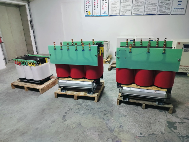 镇沅KS11-1000KVA矿用变压器